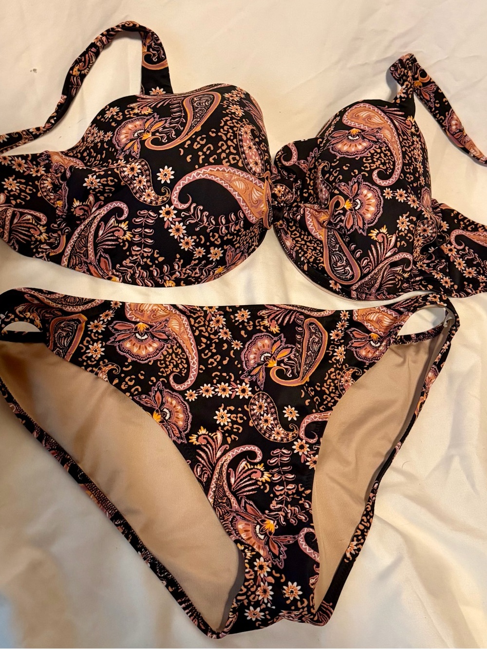 Women’s Black Paisley Print Bikini Set - (Brand Unbranded)